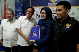 Ambil Formulir di NasDem, Iriyanto: Banyak yang Mau Ikut ke Sini