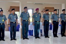 10 Perwira Lantamal VI Naik Pangkat, Ada Dokter Spesialis Bedah Mulut