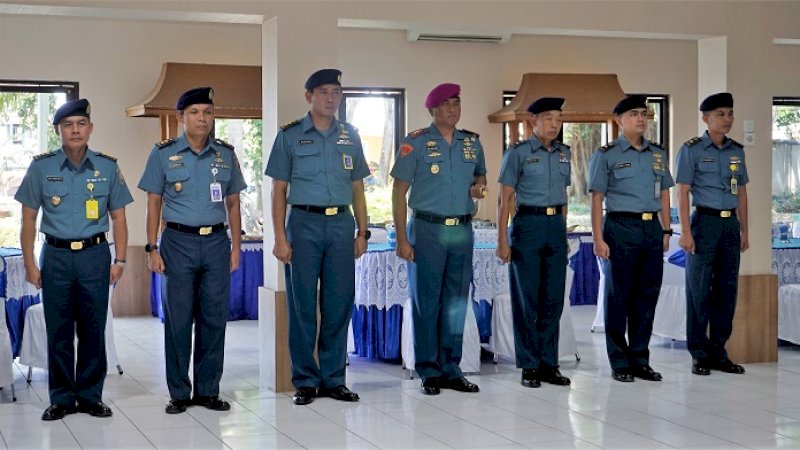 Beberapa perwira Lantamal VI Makassar yang mendapat kenaikan pangkat, Selasa (1/10/2019).
