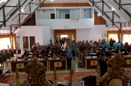 Pemuda Pancasila Dampingi Pedagang Pasar Bawa Aspirasinya ke DPRD Wajo