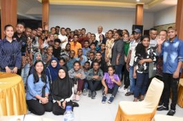 Rektor UNM Deklarasikan Diri sebagai Bapak Angkat Mahasiswa Papua di Makassar