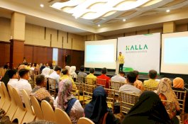 Kalla Business School Sambut Mahasiswa Baru Angkatan Pertama