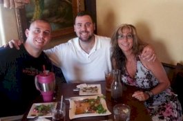 Keponakan Meghan Markle Ditangkap Telanjang di Jalan Hollywood