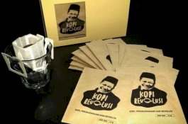 'Pensiun' Jadi Wakil Rakyat, Fahri Hamzah Banting Setir Jualan Kopi