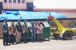 DLHK Beri Bantuan Bak Sampah, Legislator Bulukumba: Terima Kasih Pak Bupati