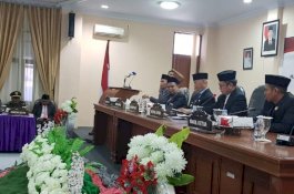 Pimpinan DPRD Enrekang Dilantik, Muslimin Bando: Masyarakat Menunggu Kinerja Kita