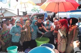 PDAM Makassar Salurkan 30 Armada Mobil Tangki Air Gratis