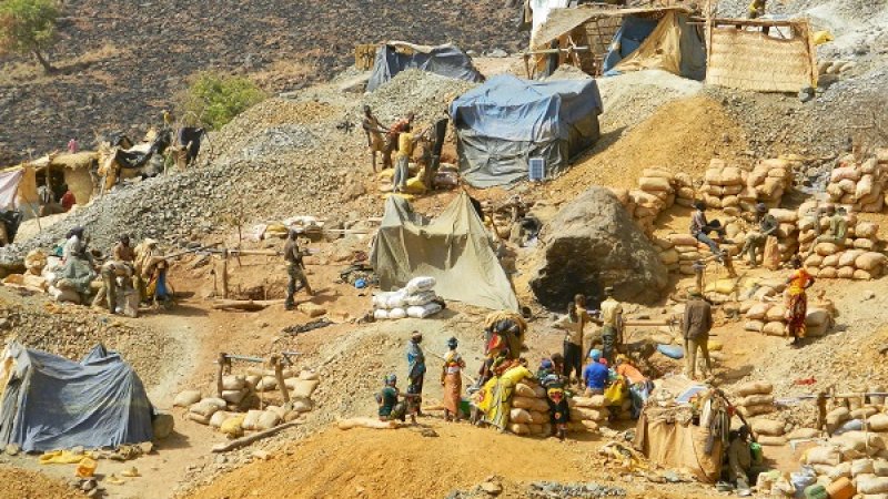 Tambang emas Burkina Faso. (Foto: Convincingreasons)