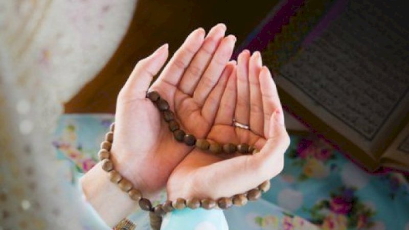 Doa yang Sering Dibaca Fatimah az-Zahra Setiap Hari Senin