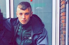 Pengacara Persilakan Lewat, Remaja Ini Justru Tikamkan Obeng ke Dadanya