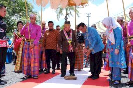 Di Bone, Wagub Sulsel dan JK Saling Sanjung