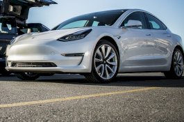 Mobil Bensin Bekas Bakal Jatuh Harga, Ini Penyebabnya