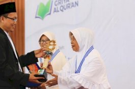 Keajaiban Nenek 80 Tahun yang Hafal Alquran dalam 36 Bulan