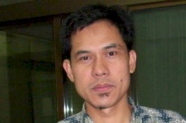 Diperiksa 11 Jam, Terungkap Percakapan WA Munarman dengan Pengurus Masjid Al-Falah soal CCTV