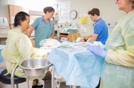 Hasil Penelitian: 42 Persen Perempuan Mengalami Pelecehan saat Melahirkan