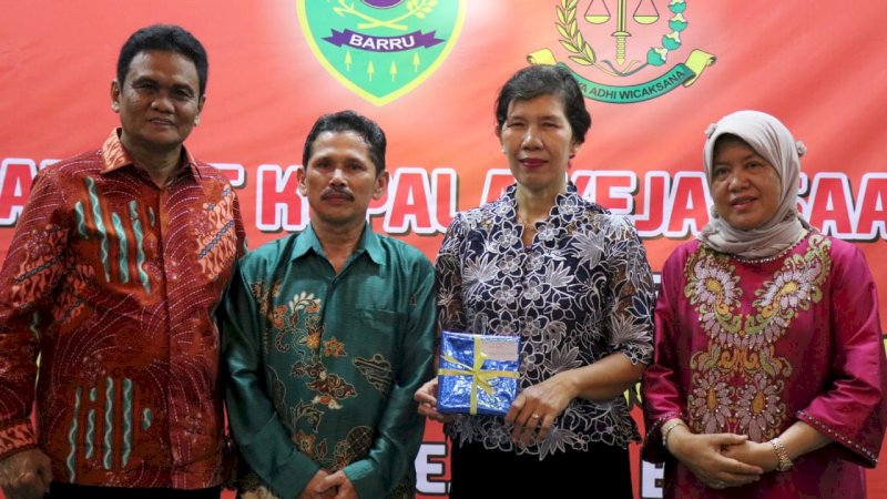 Kajari Barru Berganti, Paian Tumanggor Pulang ke Sumatera