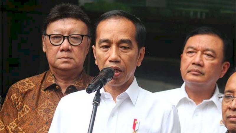 Dijenguk Jokowi, Wiranto: Pak Saya Ingin Pulang