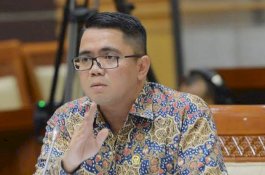 Didesak Minta Maaf ke Emil Salim, Arteria Dahlan: Kebalik Dong