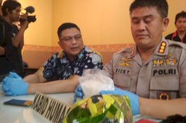Digerebek Polisi, Pemilik Narkoba 1 Kg di Sidrap Melarikan Diri
