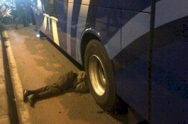 Tidur di Pinggir Jalan, 7 Orang Tewas Terlindas Bus