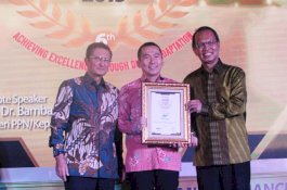 WOM Finance Raih Dua Penghargaan di Indonesia Multifinance Company of the Year 2019