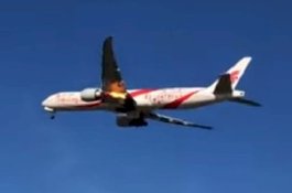 Video Mengerikan, Api Keluar dari Mesin Pesawat China yang Sementara Terbang