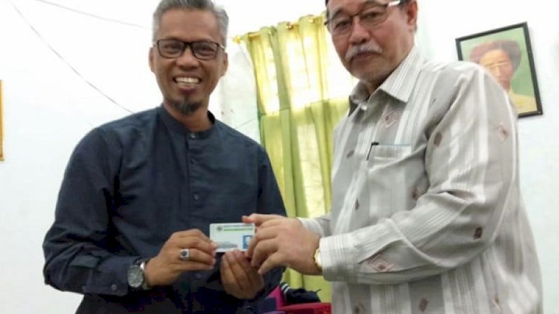 Bakal calon wali kota Makassar, Muhammad Iqbal Djalil alias Ije (kiri), mendapat angin segar untuk maju Pemilihan Wali Kota Makassar 2020.