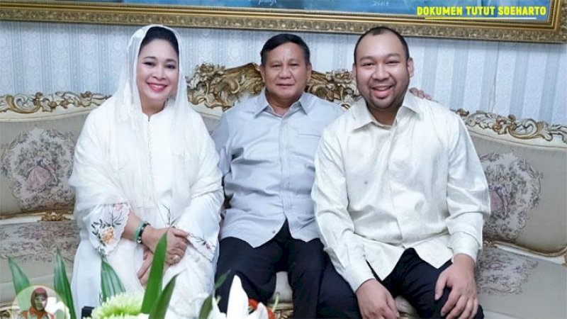 Siti Hediati Hariyadi (Titiek Soeharto) bersama Prabowo Subianto dan anak mereka, Ragowo 'Didit' Hediprasetyo. (instagram.com/tututsoeharto)