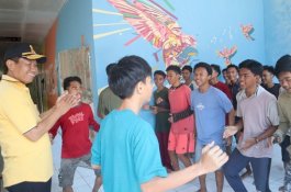 Krisis Air, Priyadi Kunjungi Lapas Maros