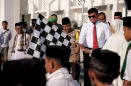 Sambut Hari Santri Nasional, Bupati Gowa Lepas 1000 Peserta di Karnaval Santri