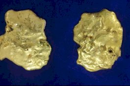 Dua Pria Ditangkap di Bandara Karena Sembunyikan Emas 909 Gram di Duburnya