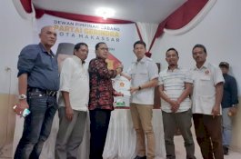 Danny Pomanto Resmi Mendaftar di Gerindra Makassar, Erick Horas Lontarkan Pujian