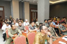 Satpol PP Bone Beri Pemahaman Bagi Distributor dan Penjual Rokok di Bone