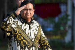 Prabowo Resmi Jadi Menhan, Jokowi: Beliau Lebih Tahu dari Saya