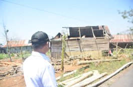 Angin Kencang Rusak 124 Rumah di Tompobulu Gowa, Warga: Atap Rumah Terangkat