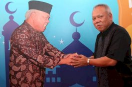 Fakta Menteri PUPR Basuki Hadimuljono Salaman dengan Foto Sendiri