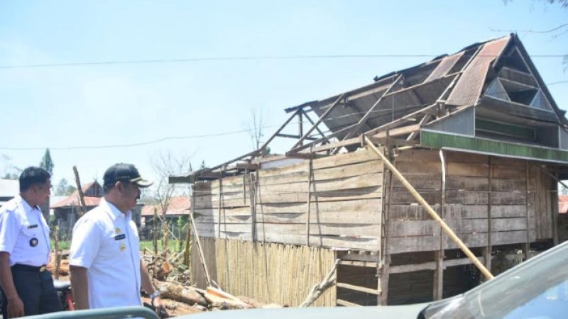 Angin Kencang di Gowa, Korban Cuma Mengungsi ke Rumah Tetangga