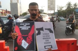 Kasus Penganiayaan 3 Jurnalis Tak Tuntas, Massa Desak Kapolda Sulsel Lakukan Ini