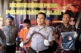 Pria yang Selingkuhi Istrinya Pulang Kampung, Sahri Membabibuta Bacok Celurit