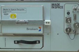 Astronot Akan Mulai Mendaur Ulang Sampah Plastik di Luar Angkasa