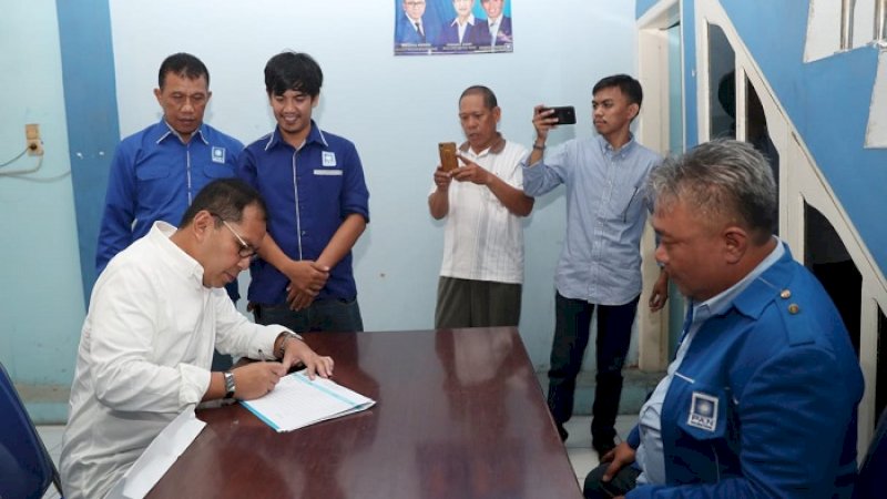 Moh Ramdhan Pomanto mendaftar di PAN Makassar, Sabtu (26/10/2019).