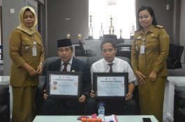 Sidrap Terima Dua Penghargaan TPAKD dari OJK