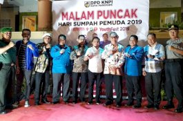 Pangerang Rahim dan Elly Oscar Angkat Jempol untuk KNPI Parepare