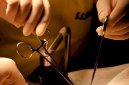 Mau Ganti Perban Sunat Anaknya, Ayah Kaget Lihat Penis Putranya Terpotong