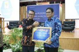 Barru Raih Penghargaan WTP dari Kemenkeu