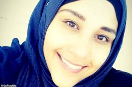 Jasad Wanita Cantik Berhijab Tertutup Daun di Taman New York