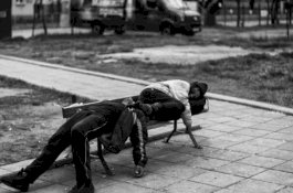 Tak Pernah Minum Alkohol, Kok Bisa Pria Ini Selalu Mabuk