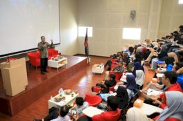Pembicara di Fakultas Teknik Unhas, Danny: Seorang Arsitek Harus Multidisiplin