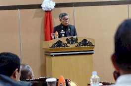 Taufan Pawe Jawab Satu Per Satu Pandangan Umum Fraksi Terkait RAPBD 2020