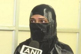 Pria Ini Talak Tiga Istrinya Hanya karena Giginya Bengkok